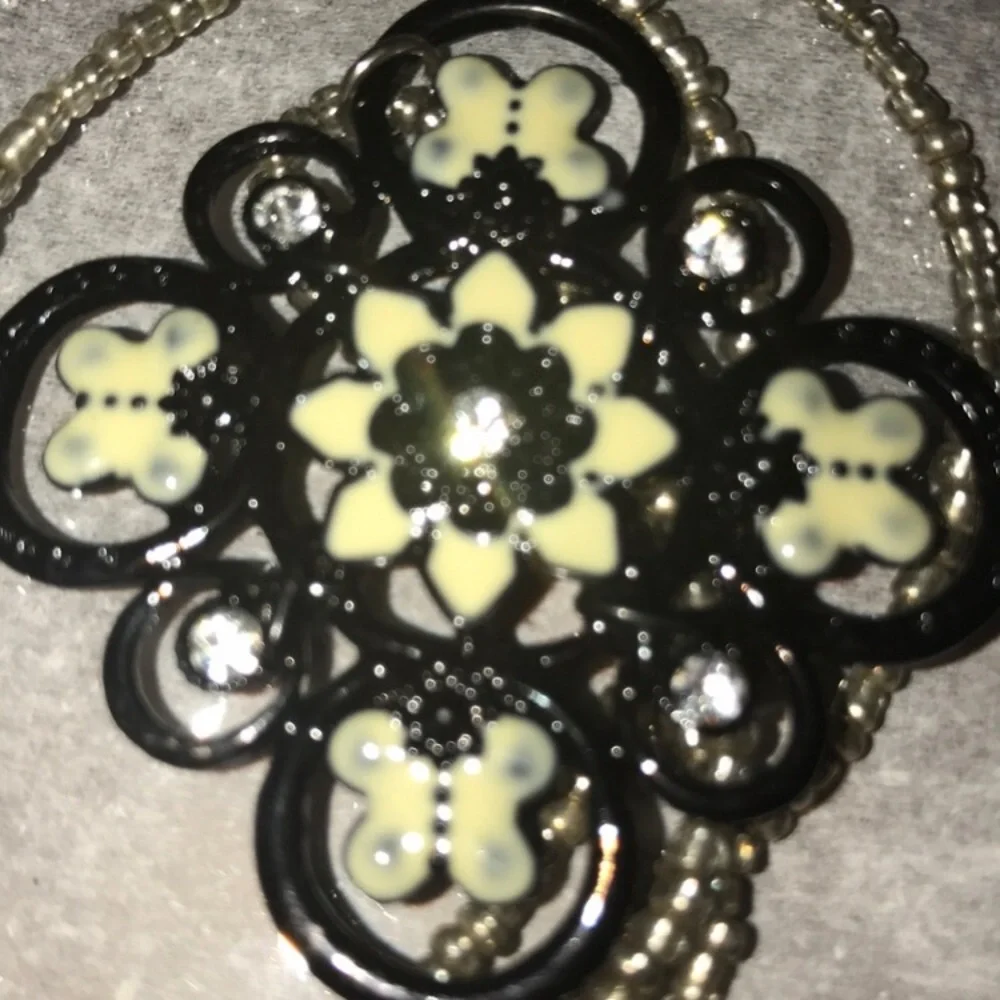 Amanda Sanchez new pendant